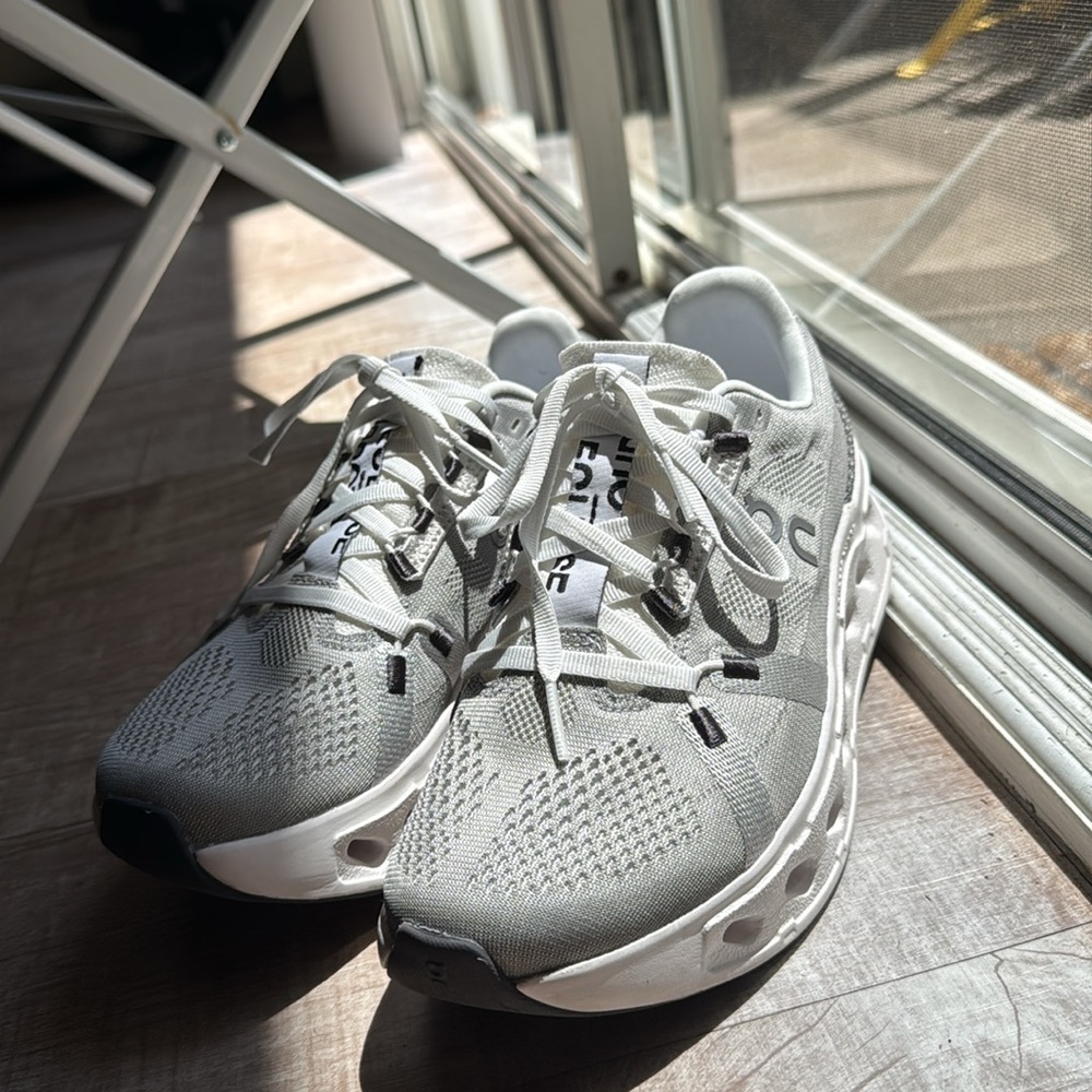 On Cloudeclipse Alloy running shoes